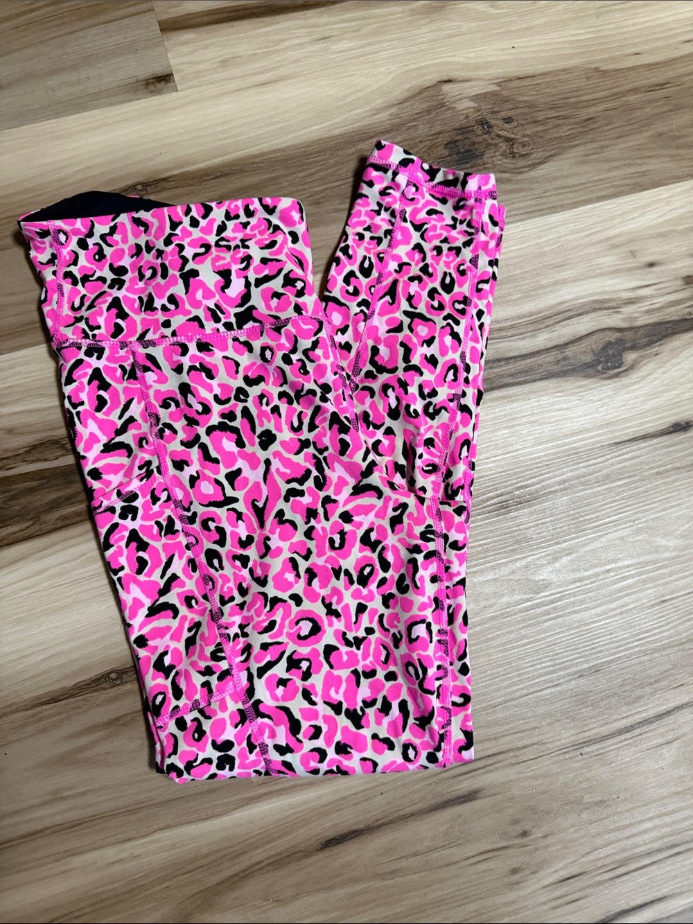 Women’s ' Pink Leopard Print Leggings